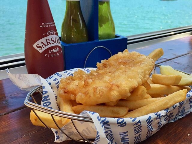 NEW JOURNAL, AND MORE FISH AND CHIPS MAPPED | It’s summertime, and here in New Zealand it’s a perfect time for a kiwi classic, fish and chips, outdoors, waterside…. There’s more on the website now, and to find the excellent fish and chip stops, cooking up a storm, that we’ve visited, places to call in for that iconic feast wrapped in newsprint, find Fish and Chips Mapped - on good food mapped - on our New Zealand food trail guide #fishandchips #kiwiclassic #goodfoodmapped #thefoodpathnz